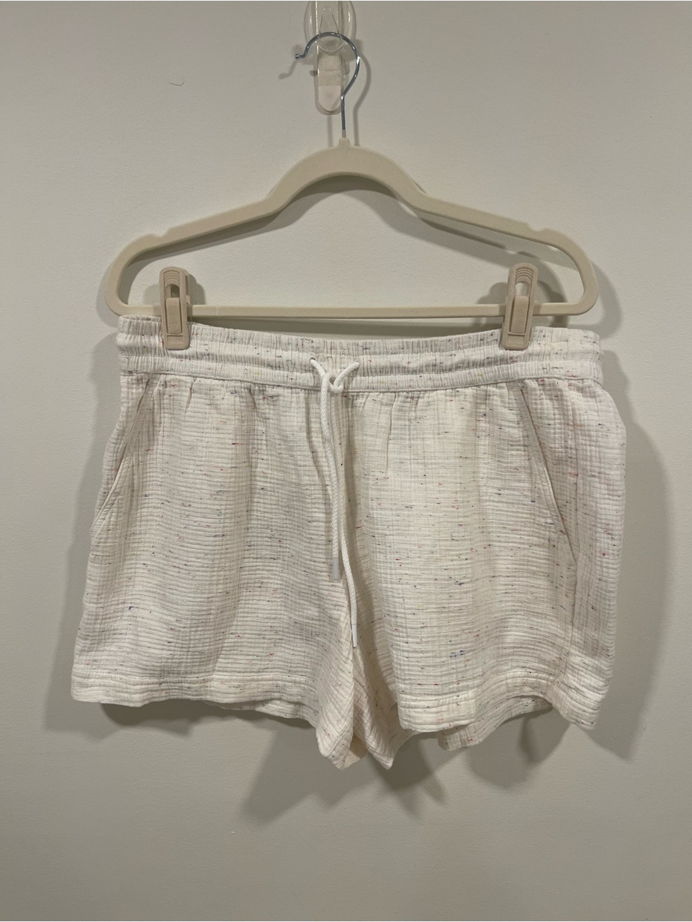 Lou & Grey Cream Drawstring Athletic Shorts